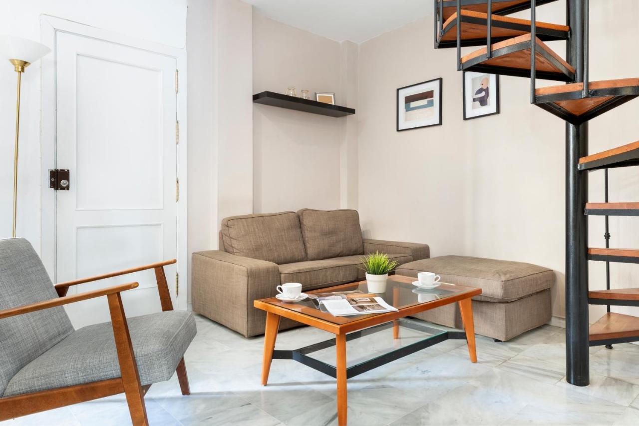 Apartamento Con Terraza En Sevilla Centro By Rent Me Exteriér fotografie