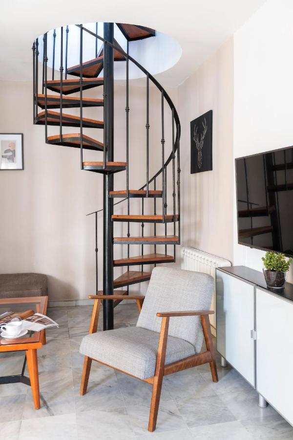 Apartamento Con Terraza En Sevilla Centro By Rent Me Exteriér fotografie